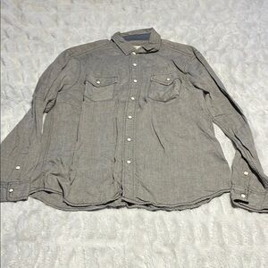 Gray Casual Button Down Shirt with Relaxed Fit